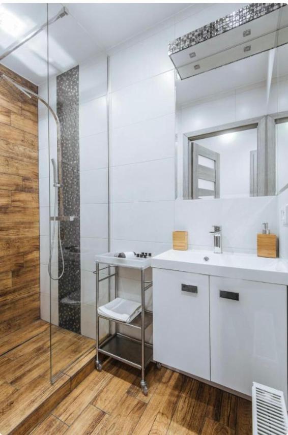 White Apartment Краков Экстерьер фото